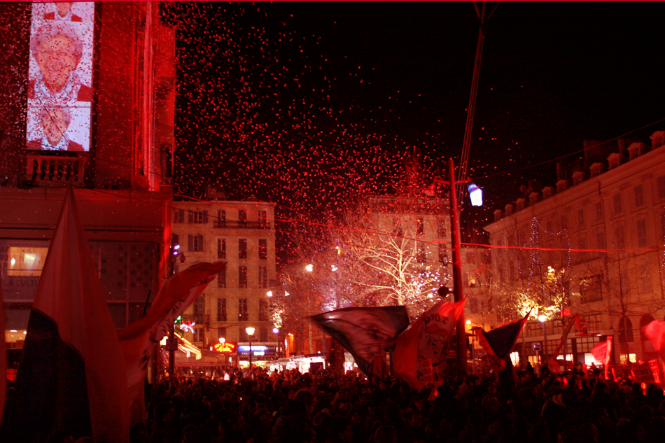 Le Mouvement en France . - Page 12 Clameur05