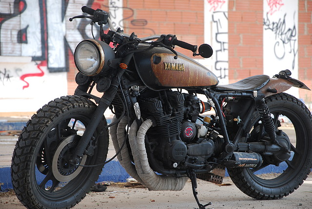 Unusual project............YAM' XJ 900.......... - Page 2 Xj9