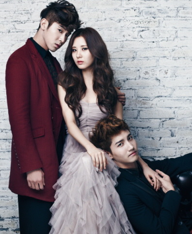 [PIC][12-10-2012]Hình ảnh từ ấn phẩm tháng 11 trên tạp chí "CECI" của SeoHyun và TVXQ 121007ceci