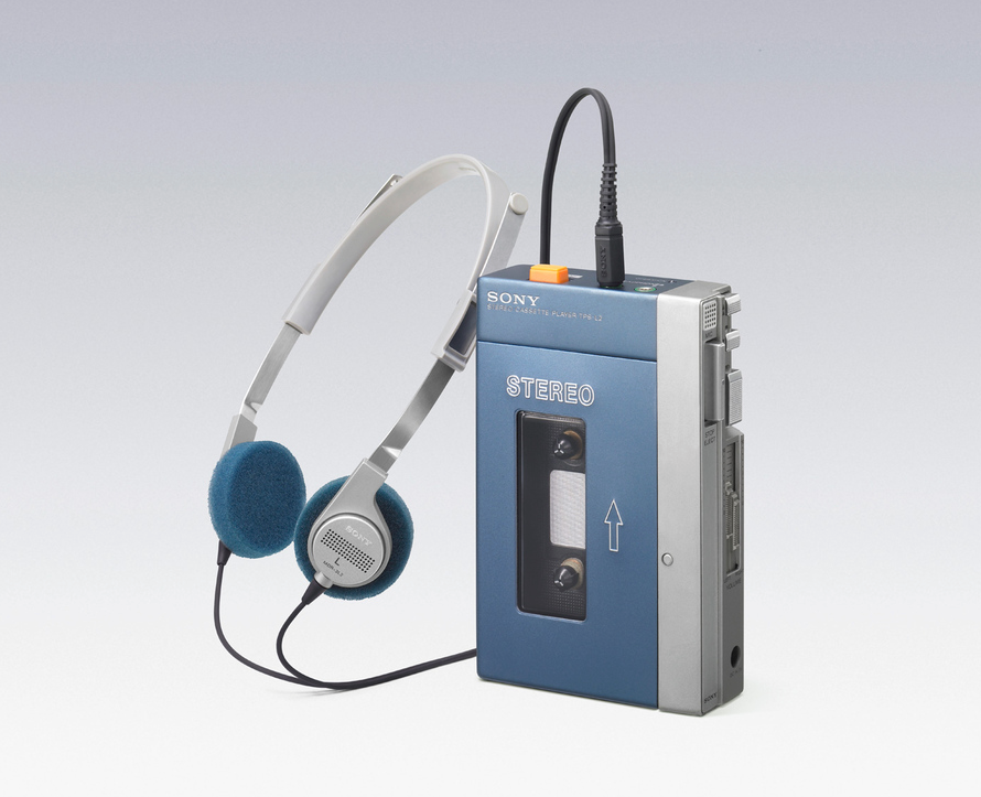 Walkman تحتفل بسنواتها الـ 35 Walkman