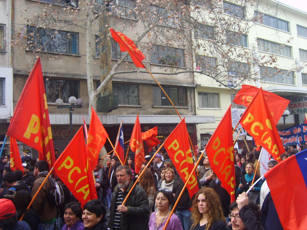 Nada está agotado, estamos de pie y en muy buen pie. Marcha%2Bdel%2B25%2Bde%2Bagosto