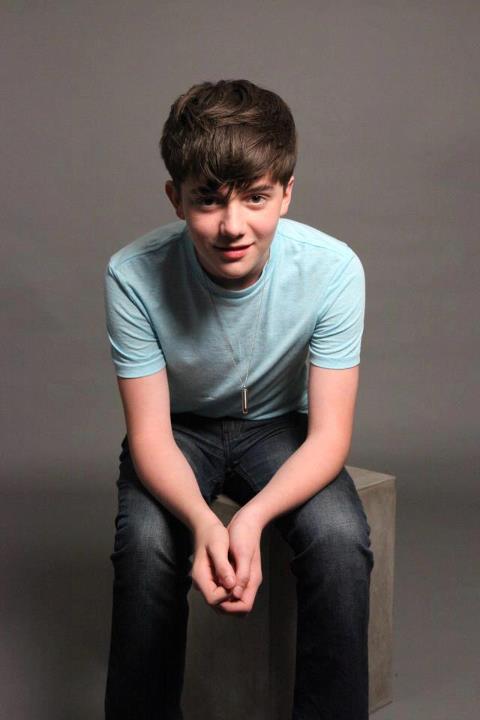 لحد يرد ابغا اخذ راحتي  Greyson-Chance-2012-Cute-Sitting-1