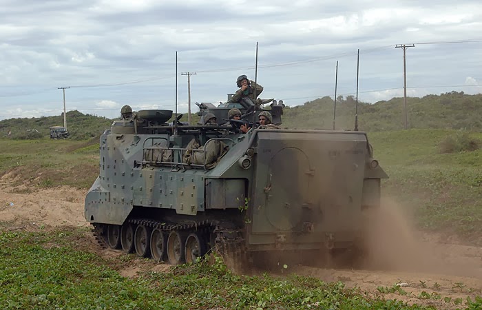 Fuerzas armadas de Brasil Carro-anfibio-20g