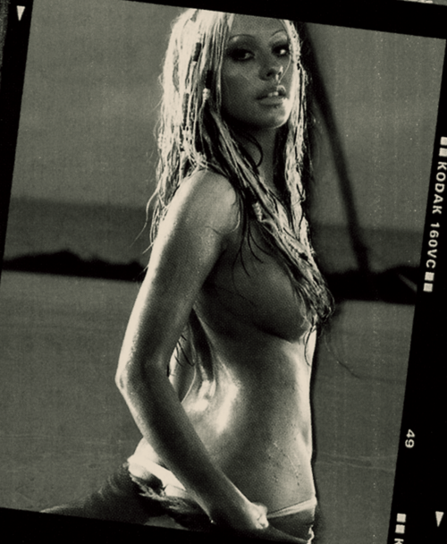 [Fotos] Maxim Magazine Photoshoots (por Dominick Guillemot 2002) Tumblr_lkb20zLzk11qdvtaeo1_500