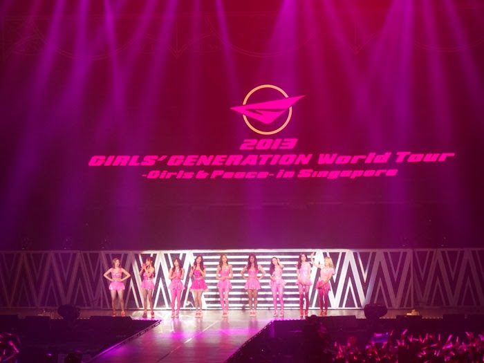 [PIC][11-10-2013]SNSD xuất phát đi Singapore để biểu diễn "2013 Girls' Generation's World Tour – Girls & Peace" vào sáng nay - Page 10 PA120035