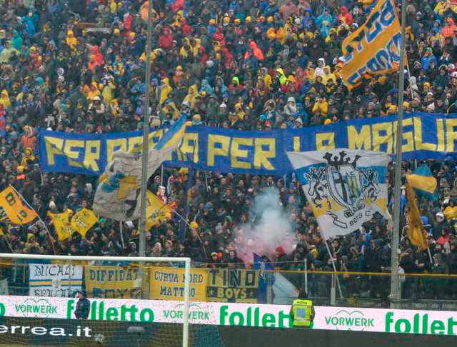 Le Mouvement en Italie . - Page 10 1parma-juve_2012-13_21