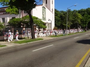 Damas de Blanco le dan mitin de repudio a Alejandrina García DamasdeBlancodelejos