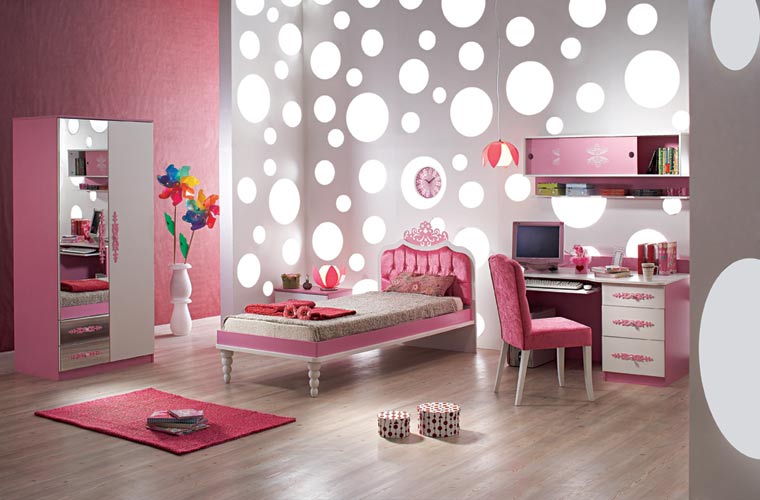 على ماذا تحتوي (( غرفة الفتاة )) Pink-kids-room-for-girls