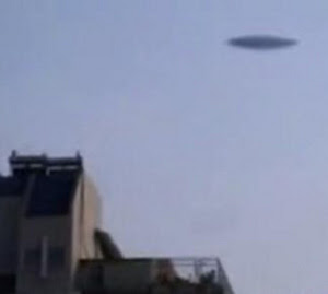 Los extraterrestres caminan entre nosotros China_UFO