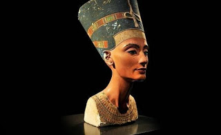 Busto de Nefertiti Thumb