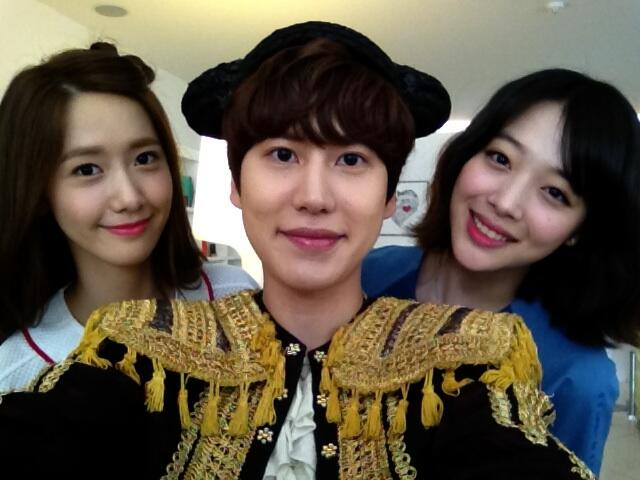  [PICS] Yoona con Kyuhyun y Sulli 130514yoona