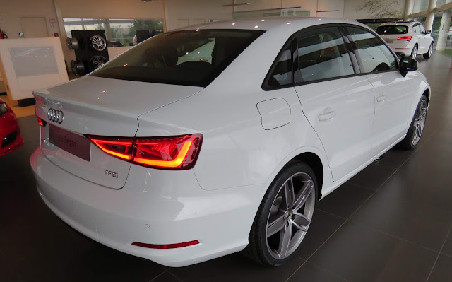 Audi A3 - Nova geração - Página 10 Audi-A3-attraction-2016%2B%25285%2529