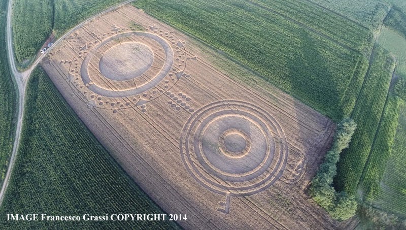 Gigante crop circle parece dar un aviso a la humanidad, Italia. Cropcircle1