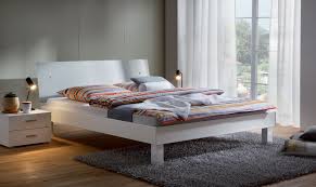 Mẫu giường ngủ gỗ hiện đại Images%2B%25287%2529