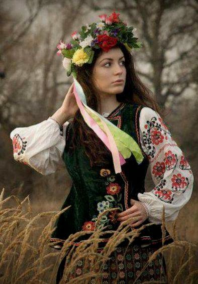 Ukrainian fashion style  1557596_605042062913139_862386694_n