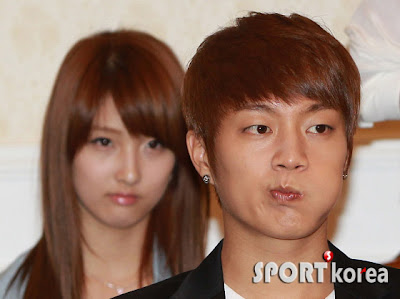 [06.07]BEAST, 4MINUTE & G.NA [Photos] 20110706_airport_cube_6