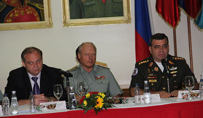 Relaciones geopolitica y Militares de Venezuela-Rusia - Página 6 Generales-Salukov-Padrino_CEOFAN