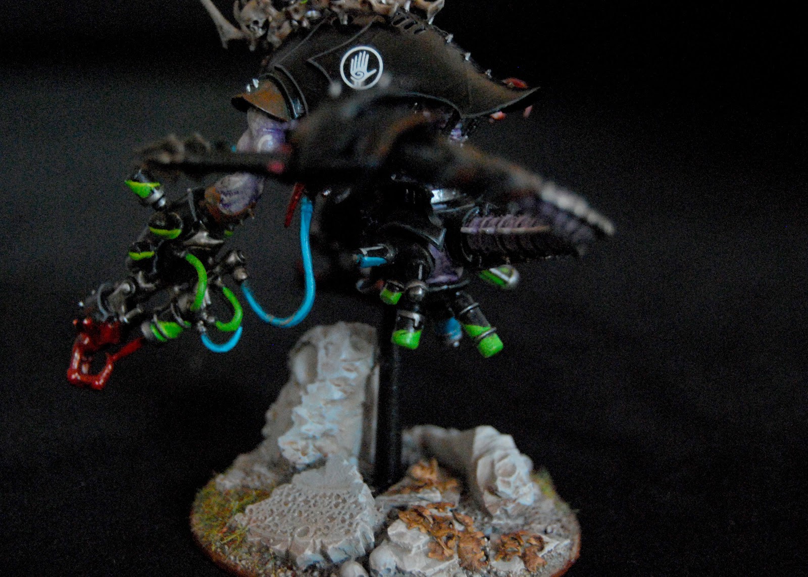 EOE's Dark Eldar Painting Tutorials  DE_Pain_Engines_07