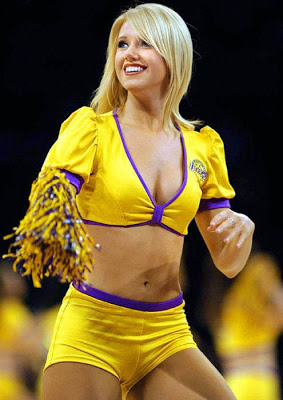 مشجعات الدورى الامريكى للمحترفين Nba_cheerleaders_57