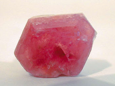 berilo - Bixbita - Berilo Rojo - piedra preciosa mas rara que los diamantes Beryl6