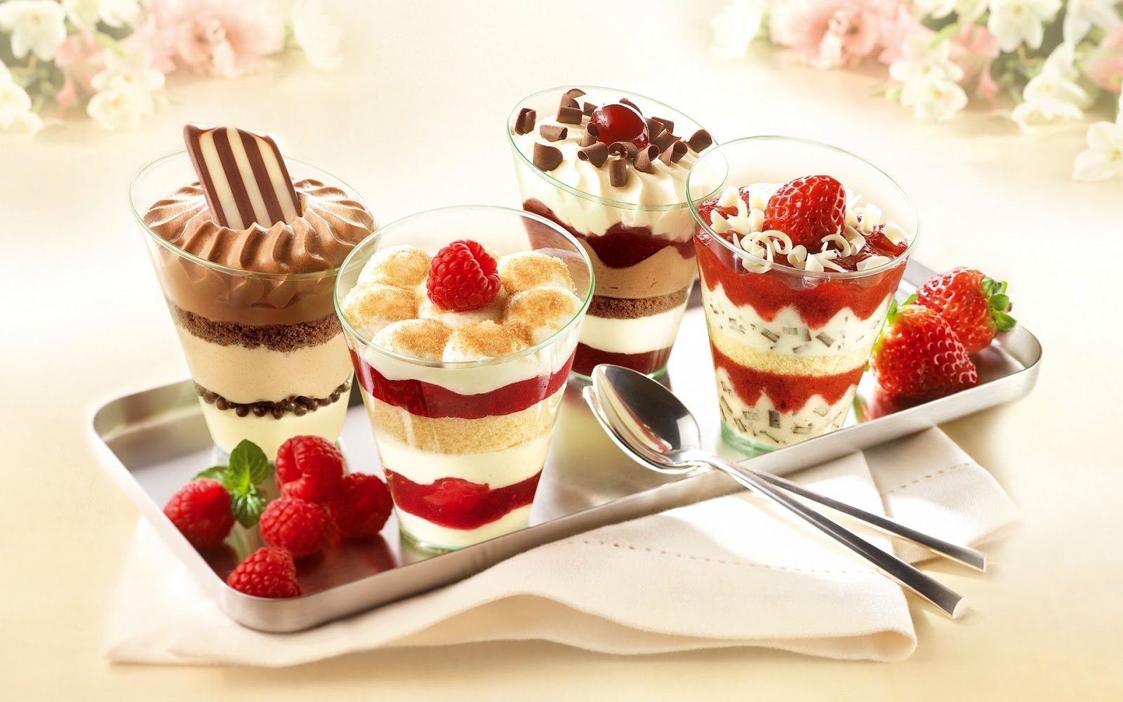 UN DESCANSO EN EL CAMINO - Página 35 Delicioso-postre-de-helados-de-sabores-y-frutas-stunning-dessert-1920x1200-wallpaper-