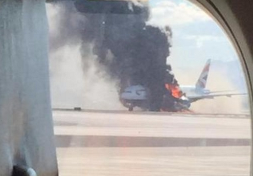 British Airways plane catches fire at Las Vegas airport (photo)  1