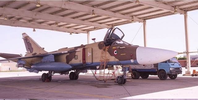 صور القوات الجوية السودانية [ Sudan Air Force ]  - صفحة 4 SUDAN%2BSU-24MK%2B101%2BENTERO