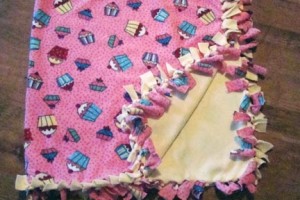                    كيف تصنعين غطاء لسرير طفلك بدون خياطة                        Blanket9-300x200