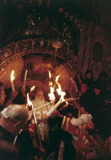 النار والنور وكنيسة القيامة فى كل العصور  201-220_10_0001