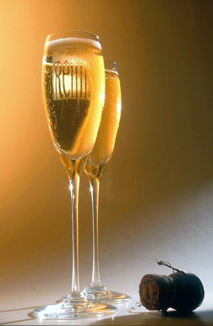 SÁBADO 10 DE SETIEMBRE DE 2011 POR FAVOR DEJEN SUS MJES. DIARIOS AQUÍ. GRACIAS!! Champagne1