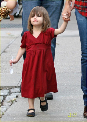 Jara Green Suri-cruise-red-dress-02