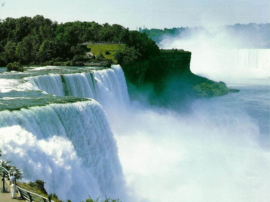 NIAGARA FALLS....BY TRAVEL.. 0niagara_falls_3