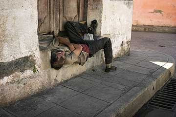 FOTOGALERIA DE LA COTIDIANIDAD EN CUBA  Durmiendo2