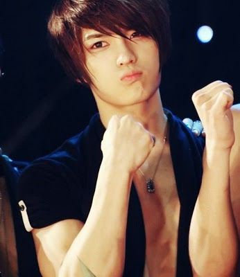 صور كيو جي جونغ Jaejoong%20Cute%20Sexy%20Lips%20dbsknights%20%2818%29