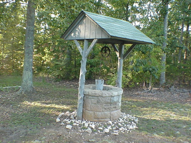 Bunari Wishing_well