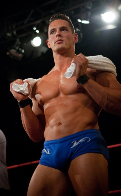 TNA contrata los servicios del ex Big Brother Jessie Godderz 29207_10150212309760121_548085120_12712060_6697913_n