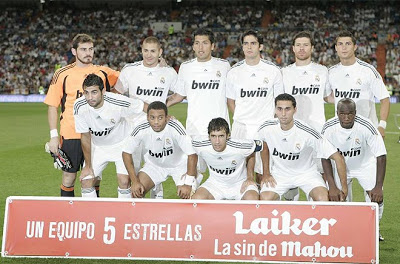 صور نادي ريال مدريد RealMadrid2009_2010_team_photo_Rafa_Casal_marca