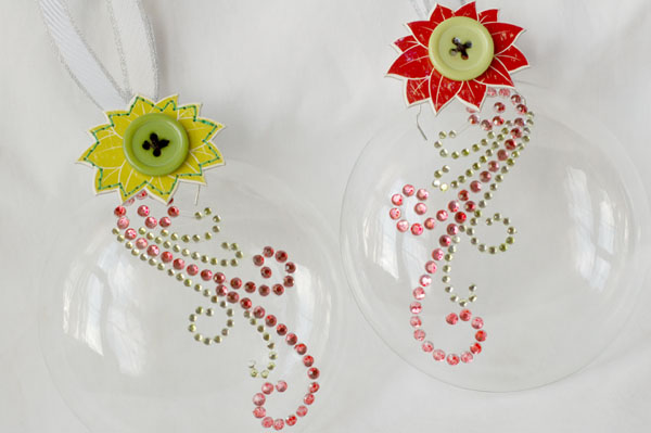 Pour les amateurs de swirls Prima... et de Noël! Ornaments