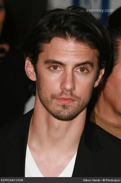 La Cenicienta Cantante(Joe y tu) cap 191[TERMINADA] - Página 3 Milo-ventimiglia-6th-annual-gm-ten-red-carpet-0fUeYY