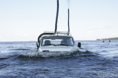 Pomoc oko izabira terenca. Underwater_driving_21