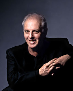 [Biografía] Daniel Barenboim Barenboim2