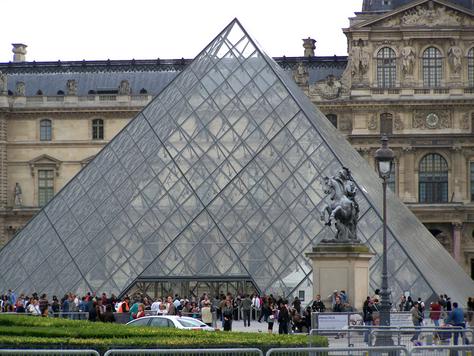 Museu do Louvre P319257-Paris-Musee_du_Louvre