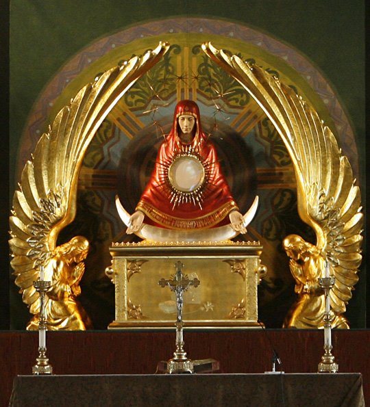 NIMRODS TOMB FOUND: CLONING OF NIMROD AND OSIRIS UNDERWAY The_Monstrance_of_Our_Lady_of_the_Signarkofmercy
