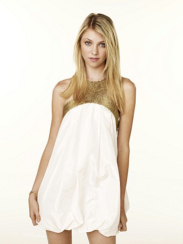 Commande design Gossip Girl s'il vous plait ♥  Taylor-momsen