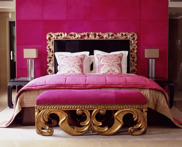 casa Lujosa de J. Dormitorio-estilo-barroco-fucsia