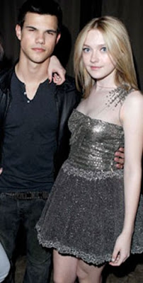 ¿Taylor Lautner y Dakota Fanning? 127468576057-250x496