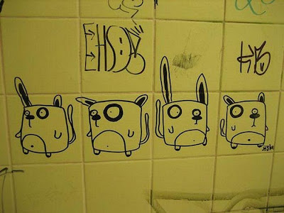 51 Kreatif Desain Grafitty Di Kamar Mandi Bathroom-graffiti-14