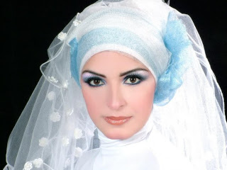 صور العروس المتحجبة بالمكياج حلللللللللللللللللوة  4