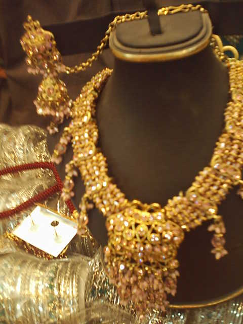 its all aboutttt shadiiii Fashion_Imitation_Jewelry_Silver_Golden