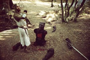 Picture Association Game - Page 10 Monty_python_2__limbless_black_knight